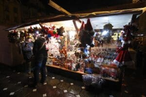 Acvariul lasă locul căsuţelor de Crăciun