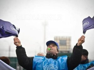 Luna mitingurilor! Nici guvernul Ponta nu scapă de presiunea sindicaliştilor